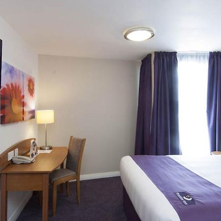 Premier Inn Portishead ブリストル エクステリア 写真