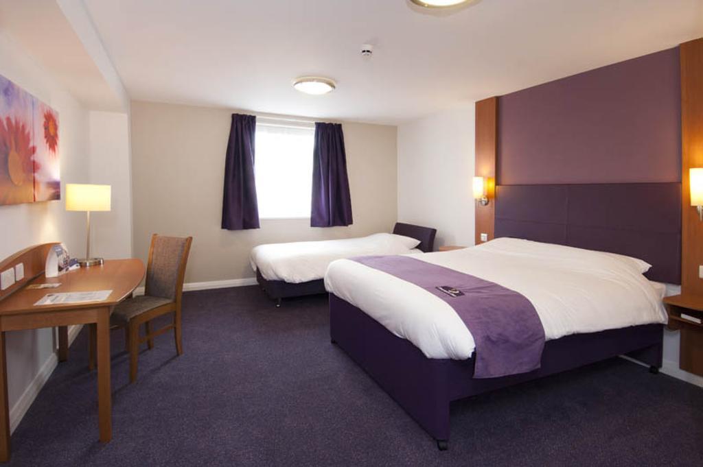 Premier Inn Portishead ブリストル エクステリア 写真